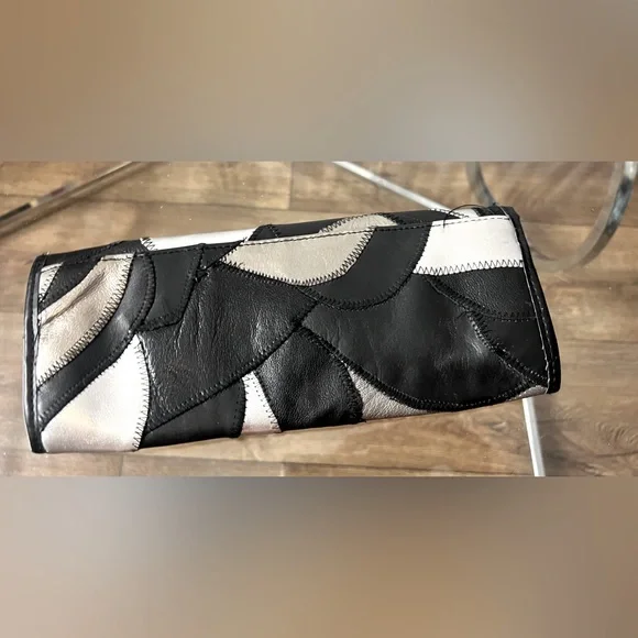 Genuine leather evening bag - Picture 3 of 3